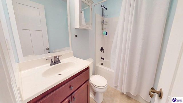 27 Reins Court, Elizabethtown, KY 42701