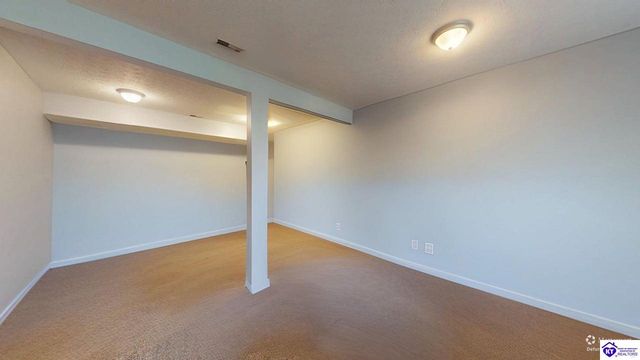 27 Reins Court, Elizabethtown, KY 42701