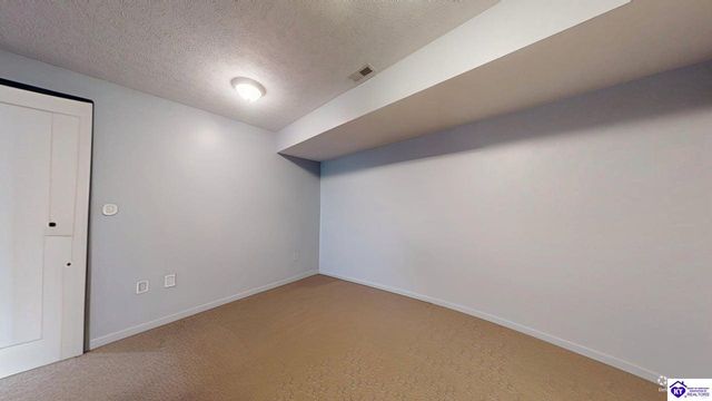 27 Reins Court, Elizabethtown, KY 42701