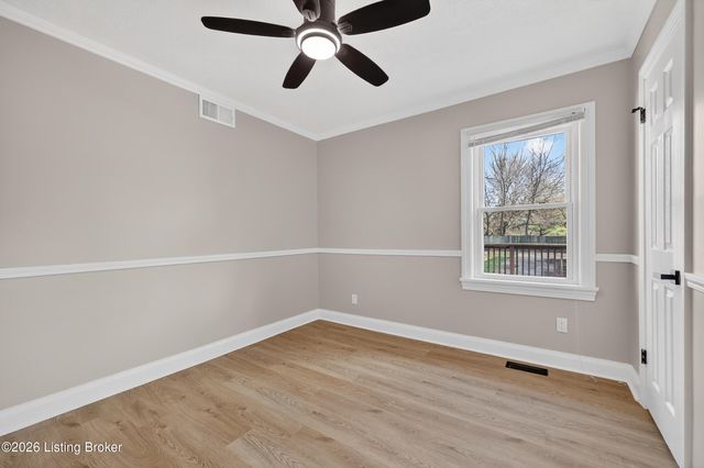 1248 Durrett Ln, Louisville, KY 40213