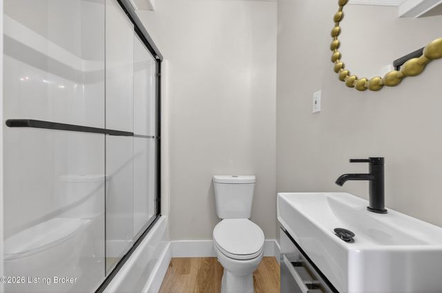 1248 Durrett Ln, Louisville, KY 40213