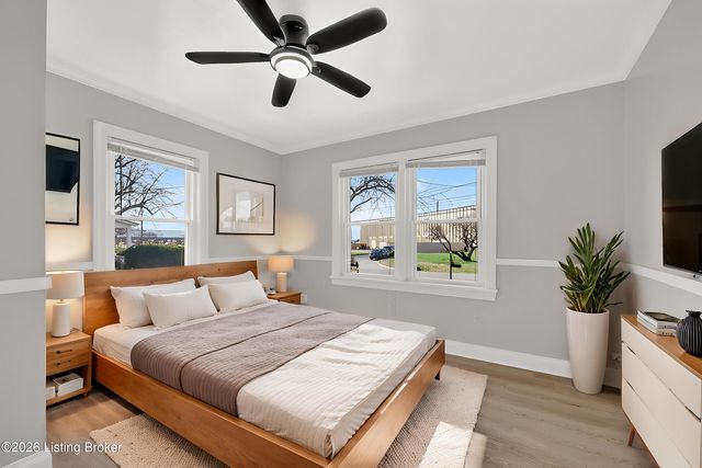 1248 Durrett Ln, Louisville, KY 40213