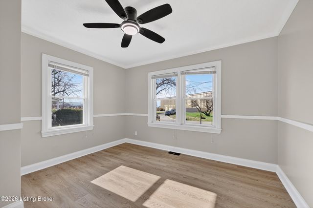 1248 Durrett Ln, Louisville, KY 40213