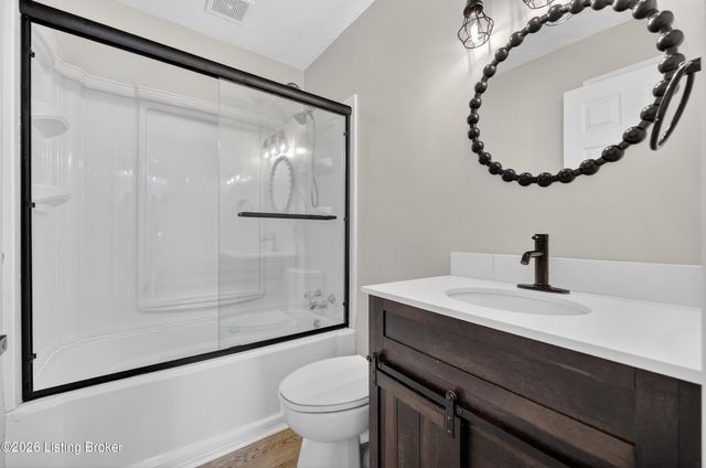 1248 Durrett Ln, Louisville, KY 40213