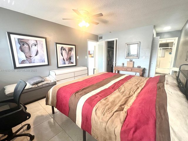 2200 Diana Dr 306, Hallandale Beach, FL 33009