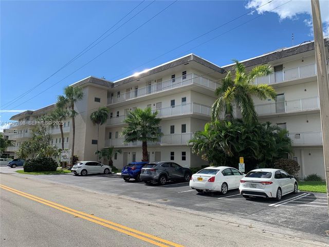2200 Diana Dr 306, Hallandale Beach, FL 33009