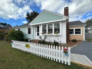 19 Standish Way, Dennis Port, MA 02639