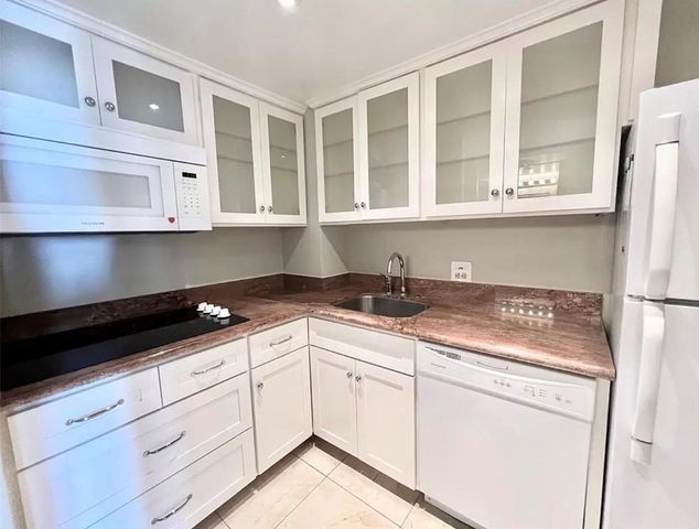 2016 Main Street 1708, Houston, TX 77002