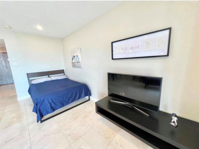 2016 Main Street 1708, Houston, TX 77002