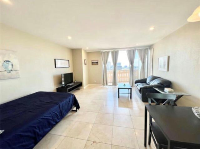 2016 Main Street 1708, Houston, TX 77002