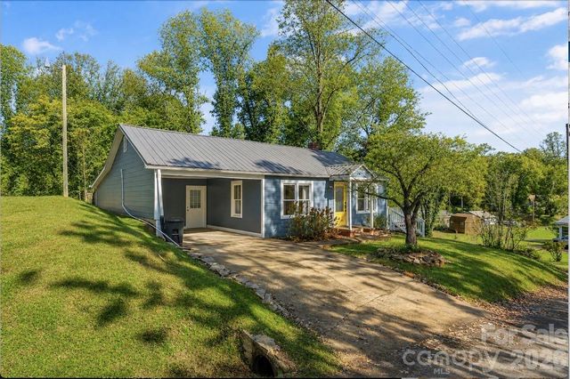 325 Dogwood Lane, Marion, NC 28752