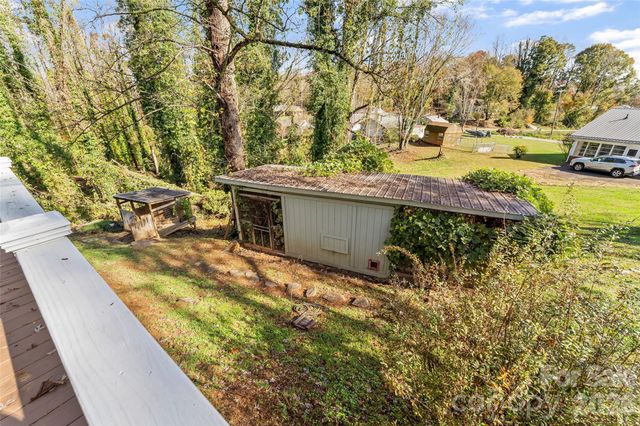 325 Dogwood Lane, Marion, NC 28752