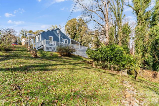 325 Dogwood Lane, Marion, NC 28752