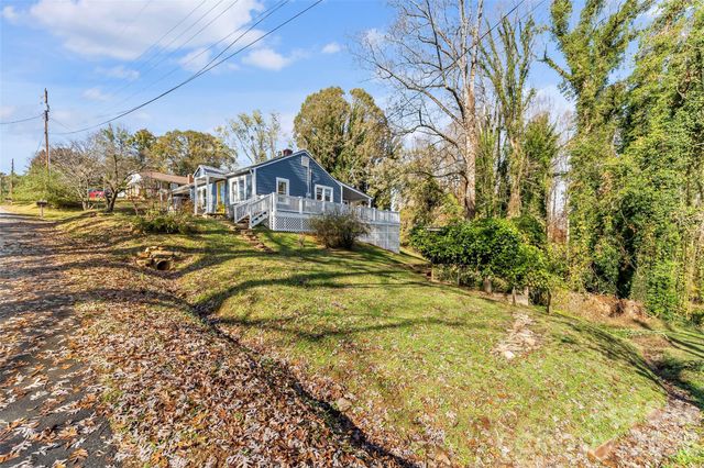 325 Dogwood Lane, Marion, NC 28752