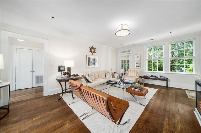 2814 Peachtree Road NW 11, Atlanta, GA 30305
