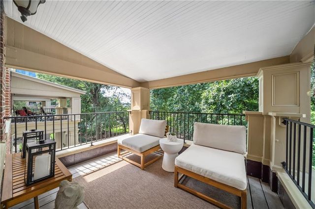 2814 Peachtree Road NW 11, Atlanta, GA 30305