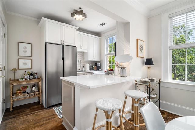 2814 Peachtree Road NW 11, Atlanta, GA 30305