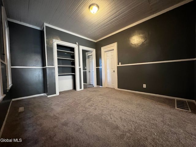 57 5th Avenue, Troy, NY 12180