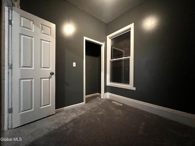 57 5th Avenue, Troy, NY 12180