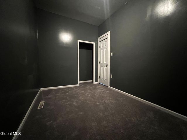 57 5th Avenue, Troy, NY 12180