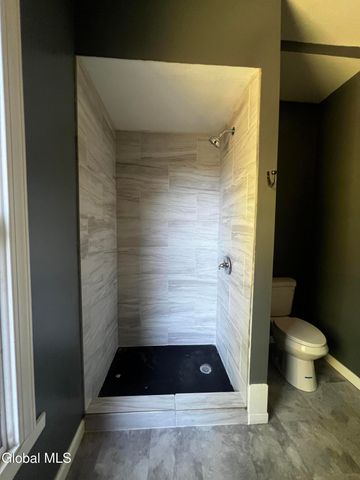 57 5th Avenue, Troy, NY 12180