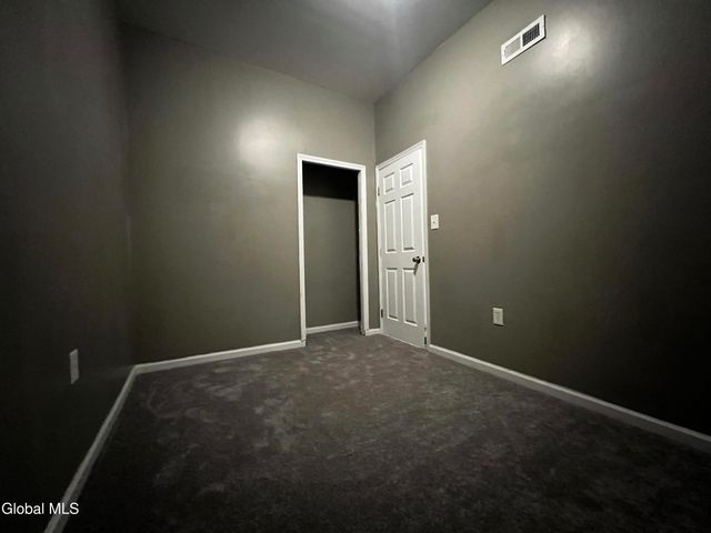 57 5th Avenue, Troy, NY 12180