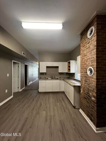 57 5th Avenue, Troy, NY 12180