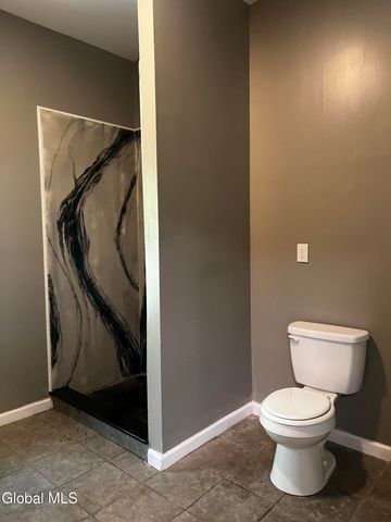 57 5th Avenue, Troy, NY 12180