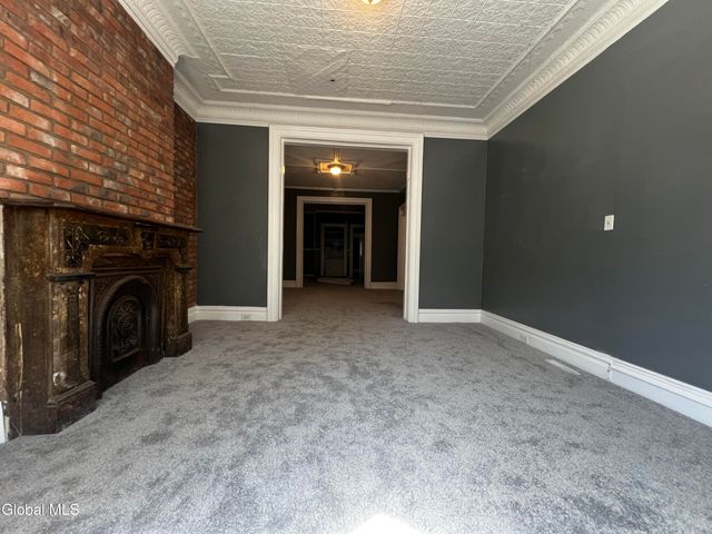 57 5th Avenue, Troy, NY 12180