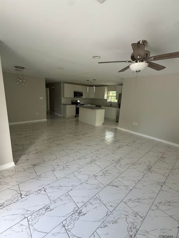 649 Carol Sue St, Denham Springs, LA 70726