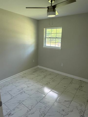 649 Carol Sue St, Denham Springs, LA 70726