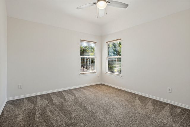 1364 Wentworth Drive, Lewisville, TX 75067