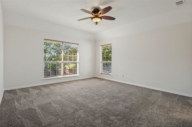 1364 Wentworth Drive, Lewisville, TX 75067