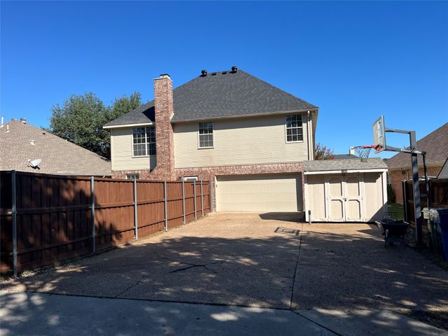 1364 Wentworth Drive, Lewisville, TX 75067