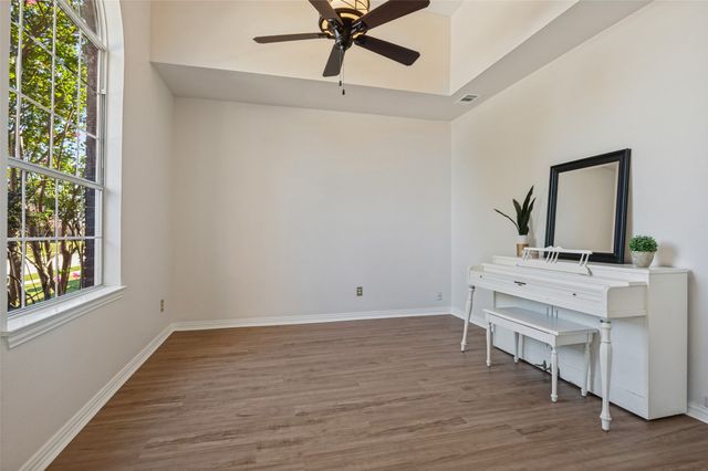1364 Wentworth Drive, Lewisville, TX 75067