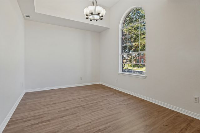1364 Wentworth Drive, Lewisville, TX 75067