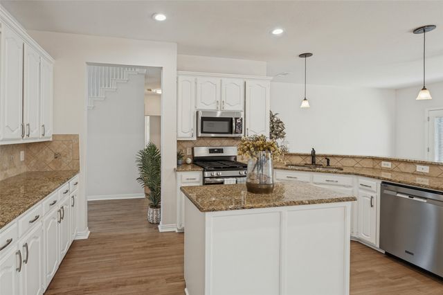 1364 Wentworth Drive, Lewisville, TX 75067