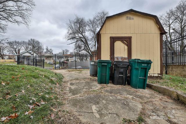 4893 N Overlook Avenue, Cincinnati, OH 45238