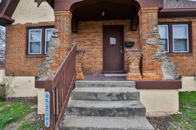 4893 N Overlook Avenue, Cincinnati, OH 45238