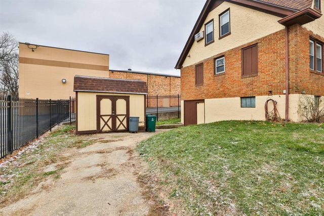 4893 N Overlook Avenue, Cincinnati, OH 45238