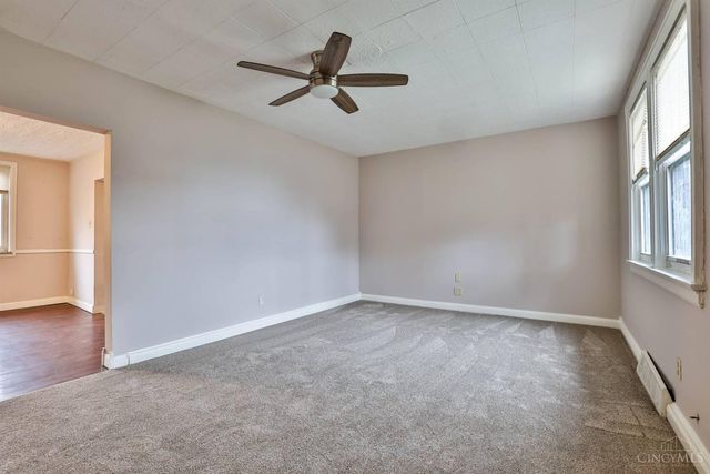 4893 N Overlook Avenue, Cincinnati, OH 45238