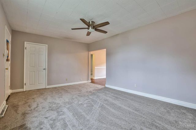 4893 N Overlook Avenue, Cincinnati, OH 45238