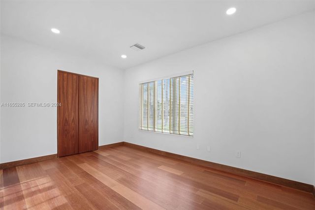 543 Hibiscus Drive, Hallandale Beach, FL 33009