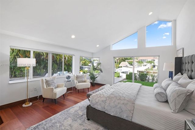 543 Hibiscus Drive, Hallandale Beach, FL 33009