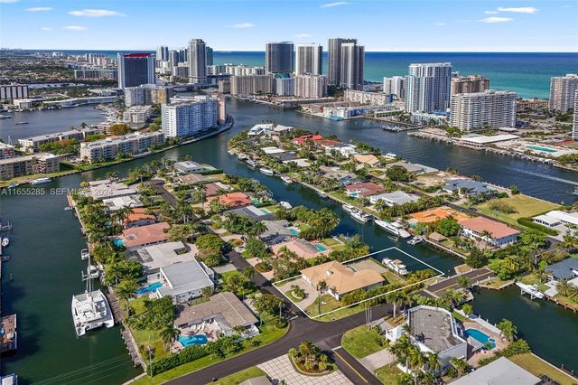 543 Hibiscus Drive, Hallandale Beach, FL 33009