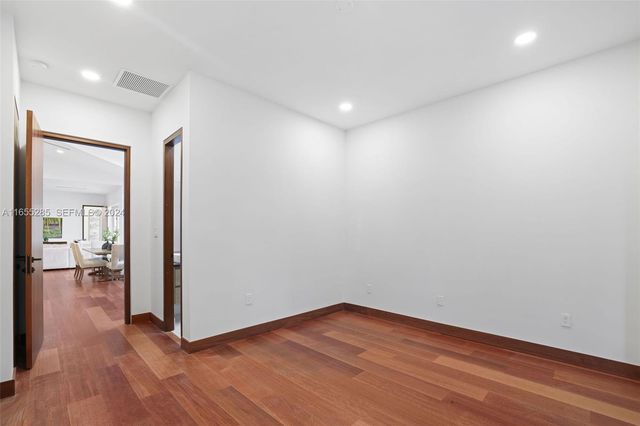 543 Hibiscus Drive, Hallandale Beach, FL 33009