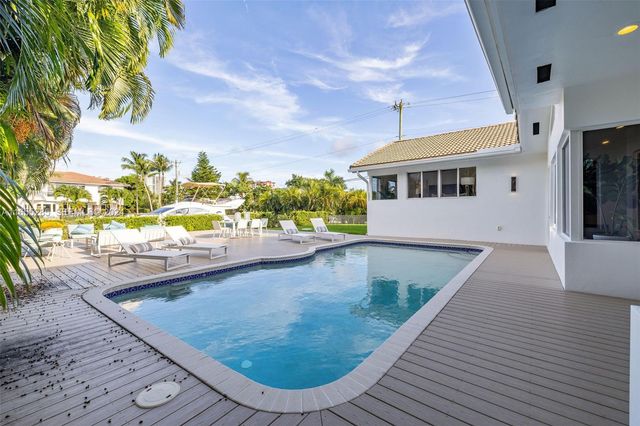 543 Hibiscus Drive, Hallandale Beach, FL 33009