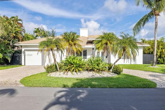 543 Hibiscus Drive, Hallandale Beach, FL 33009