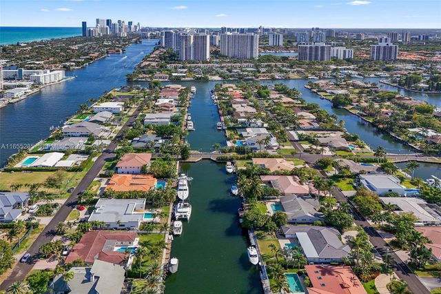 543 Hibiscus Drive, Hallandale Beach, FL 33009