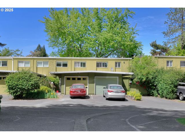 1438 QUAKER St, Eugene, OR 97402